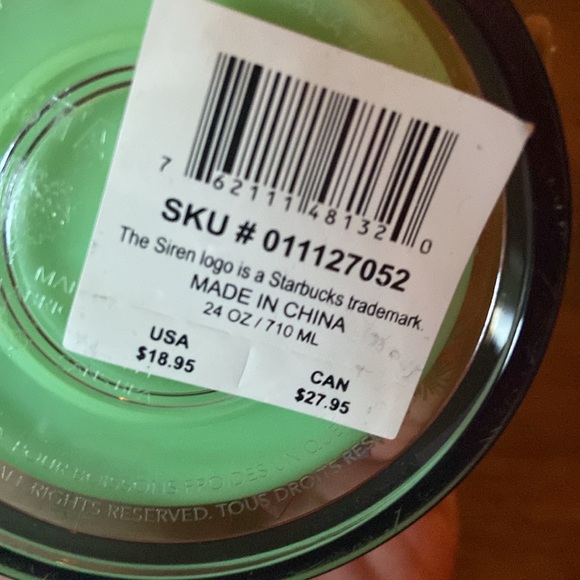 NWT Starbucks, changing color, mint poinsettia 2021 Krishna collection tumbler - Picture 3 of 5